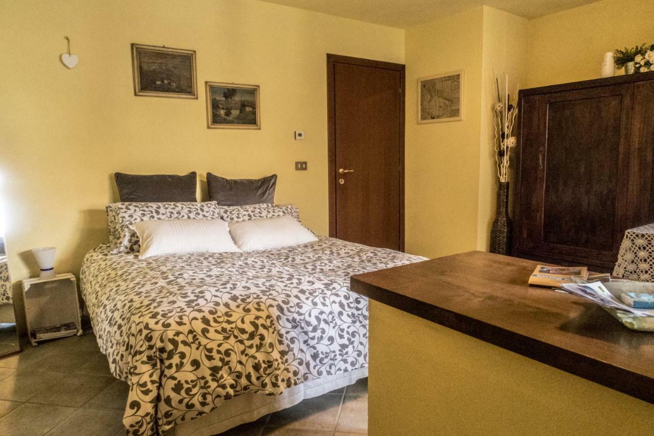 B&B Il Mirtillo Moncrivello Esterno foto