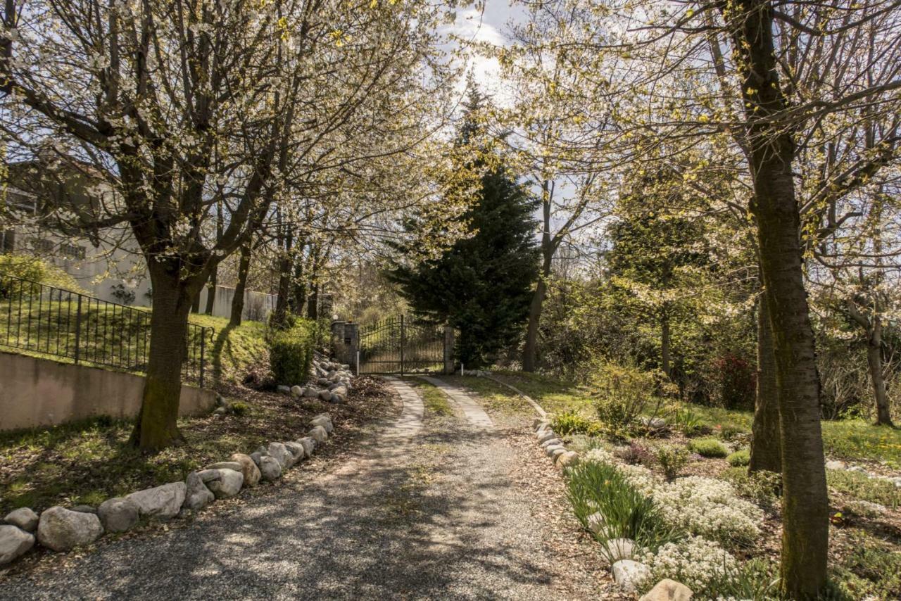 B&B Il Mirtillo Moncrivello Esterno foto